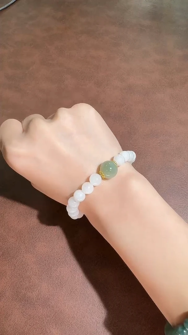 未镶嵌手链和田玉艾141 多样性发货其一