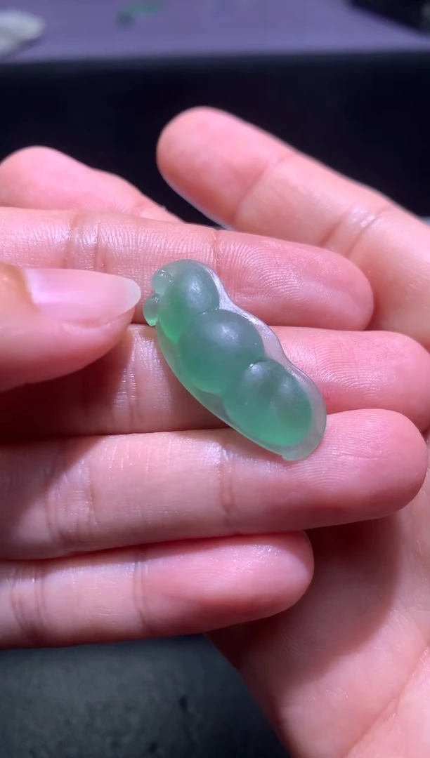 【闪购商品】定制翡翠未镶嵌毛货
