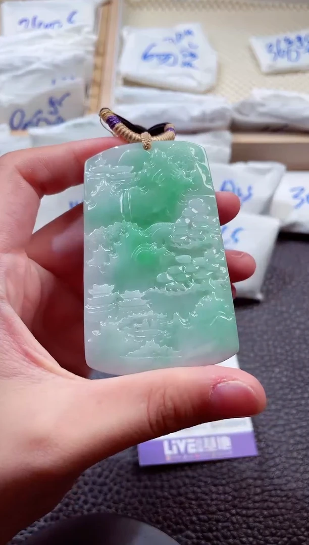 颈饰未镶嵌翡翠00004468