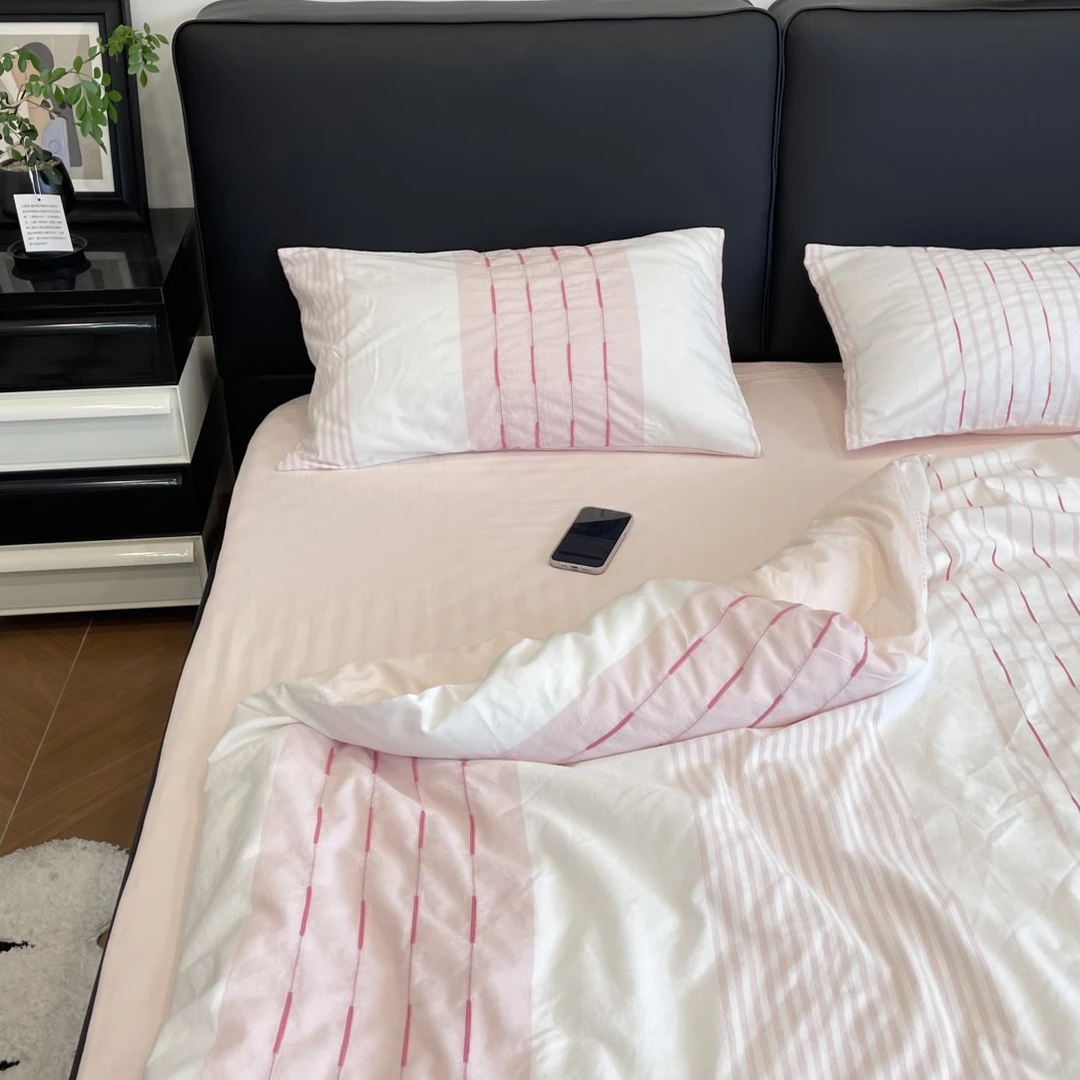 现代简约奶油风全棉穿纱提花柔软亲肤四季款人字纹四件套床上用品