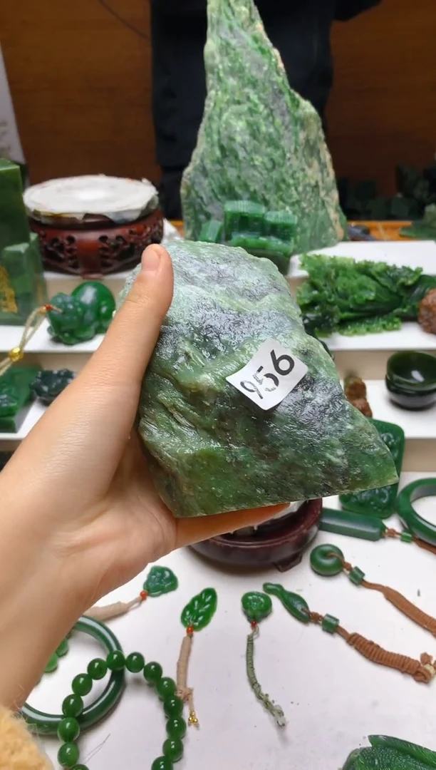未镶嵌和田玉珠宝半成品1