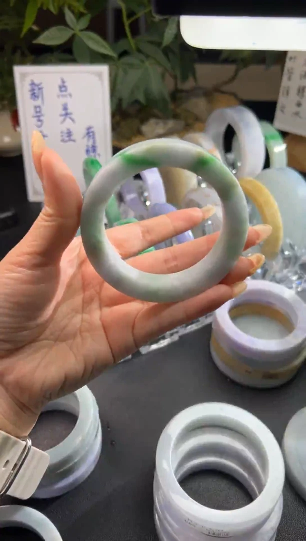 定制翡翠手镯未镶嵌c****雨DZ04DZS