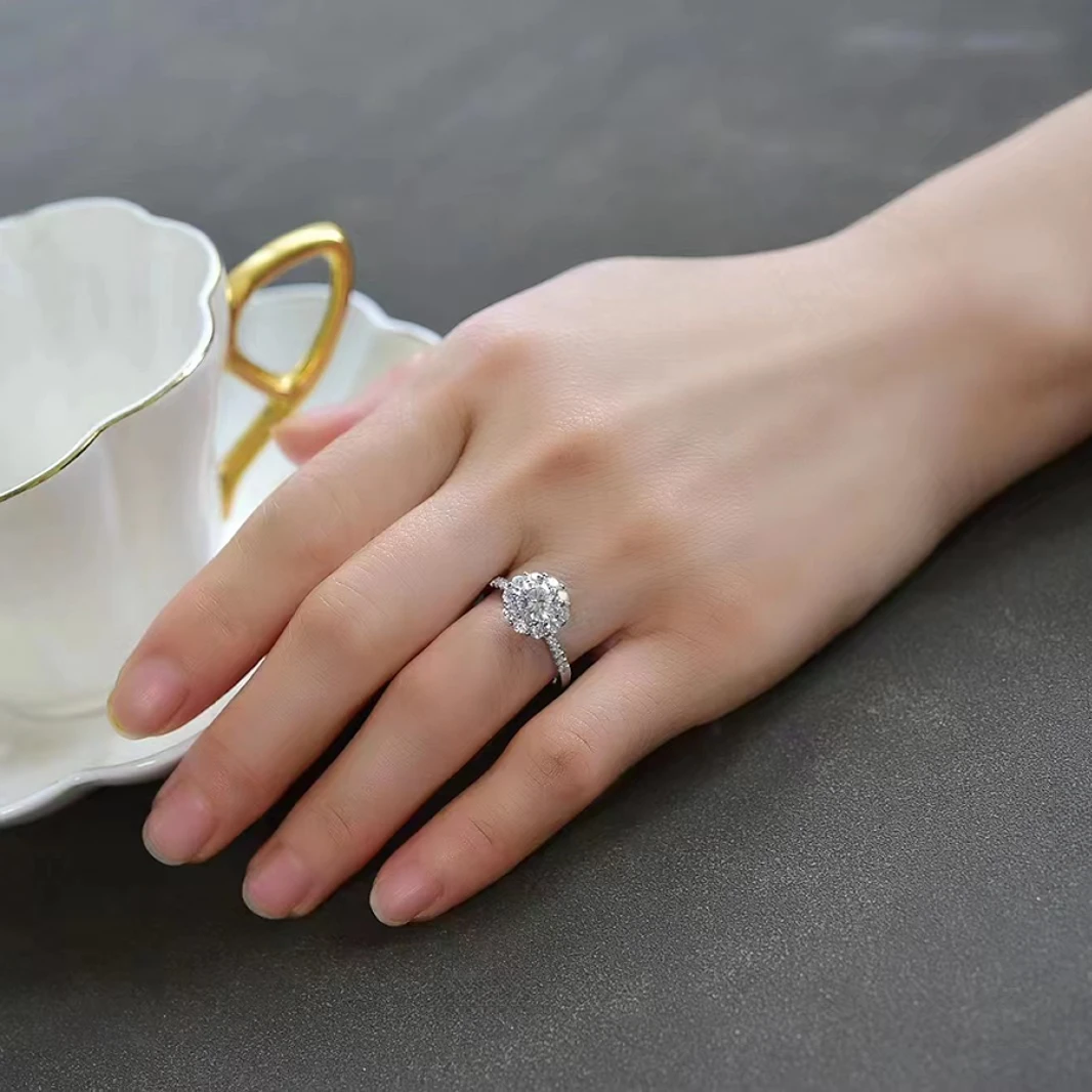 925银莫桑石银制品 Bellucci【小铃兰】镶嵌女银戒经典百搭韩女款