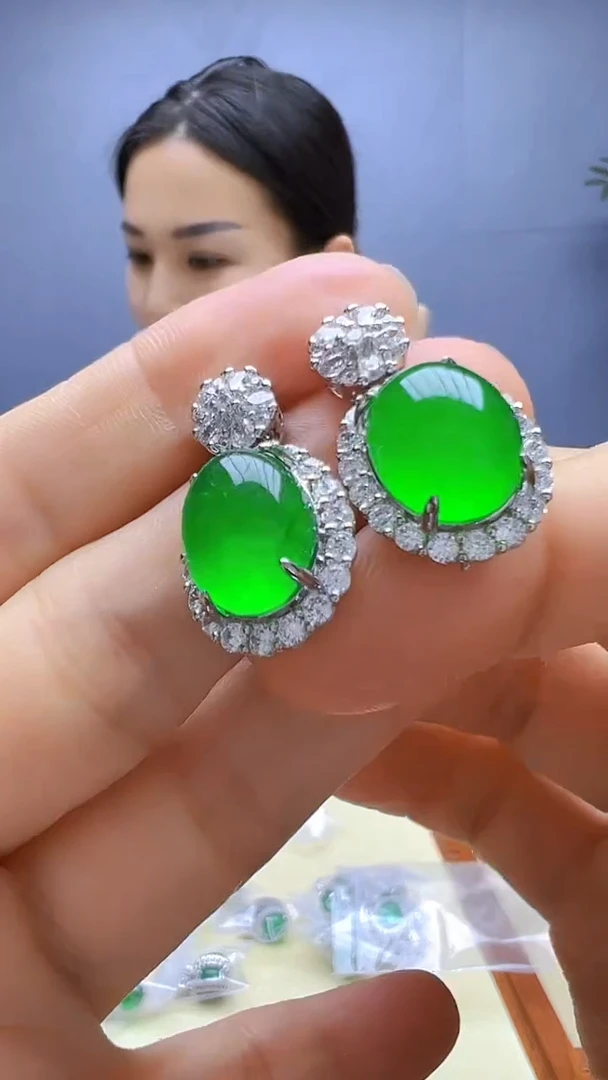 丹丹特色手工颈饰太阳花小蛋面耳针