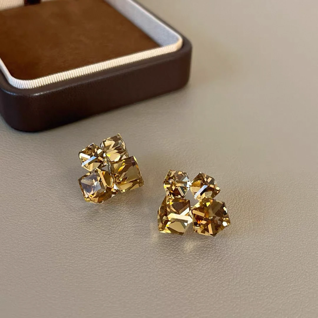 合金锆石耳饰 1314爆闪黄水冰透方糖耳钉