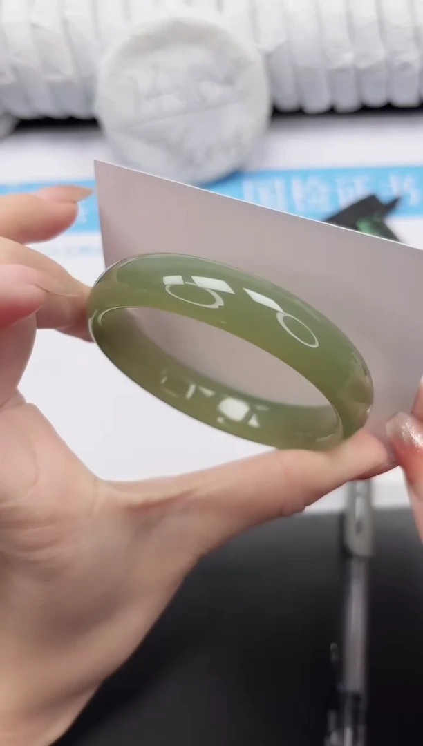 未镶嵌手镯石英质玉51-59.1HSL