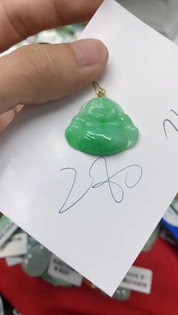 翡翠18K金镶嵌颈饰翡翠