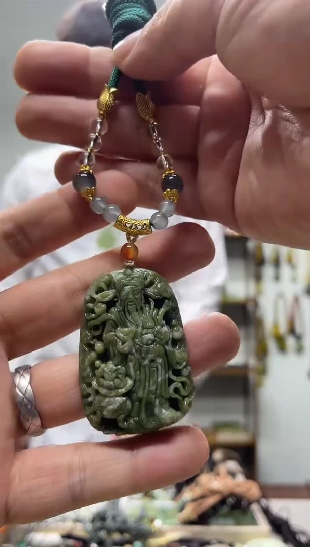 未镶嵌岫玉吊坠·