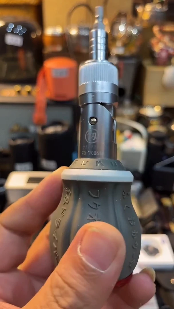 瓷片闪购商品 如图所示