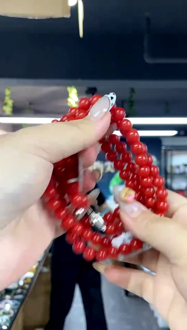 颈饰未镶嵌南红玛瑙多样性发其一颜色微差