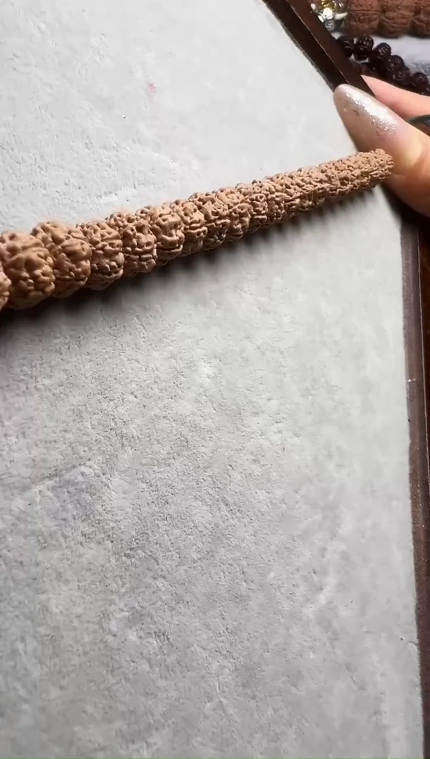 金刚菩提手串老树王长串9-10mm左右礼盒发货