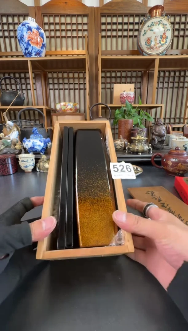 摆件  注意：回流商品，默认有瑕，不退不换。