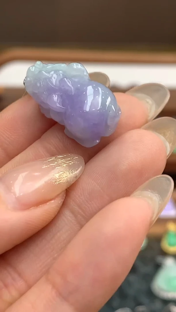 【闪购商品】翡翠颈饰18K金镶嵌貔貅