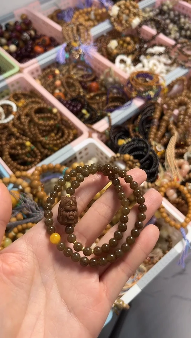 未镶嵌手串和田玉（糖玉）和田玉糖玉6mm双圈搭配蜜蜡（小凤九）