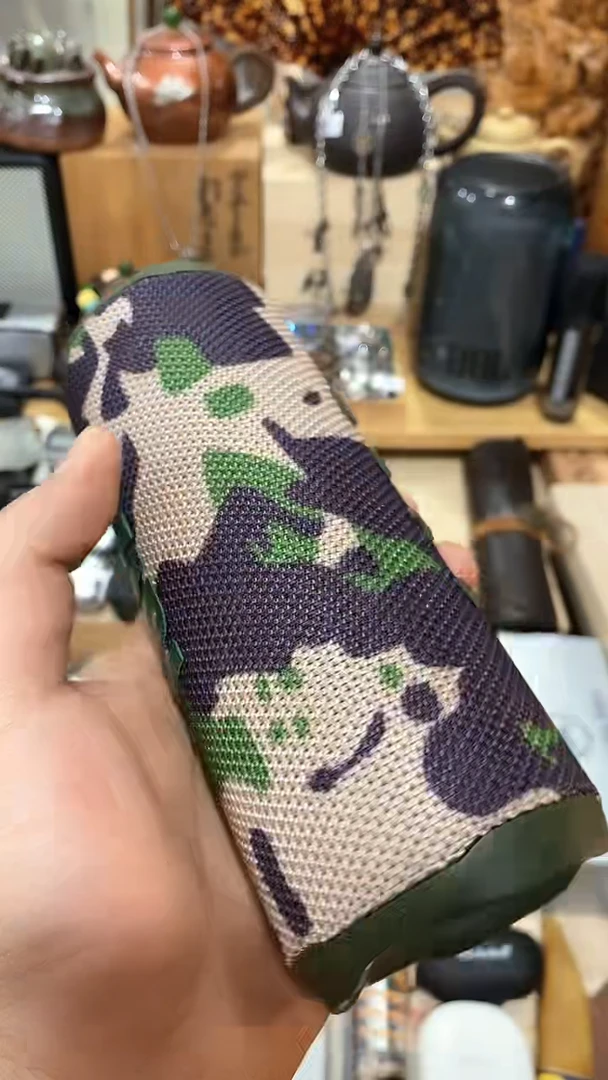 瓷片闪购商品  如图所示