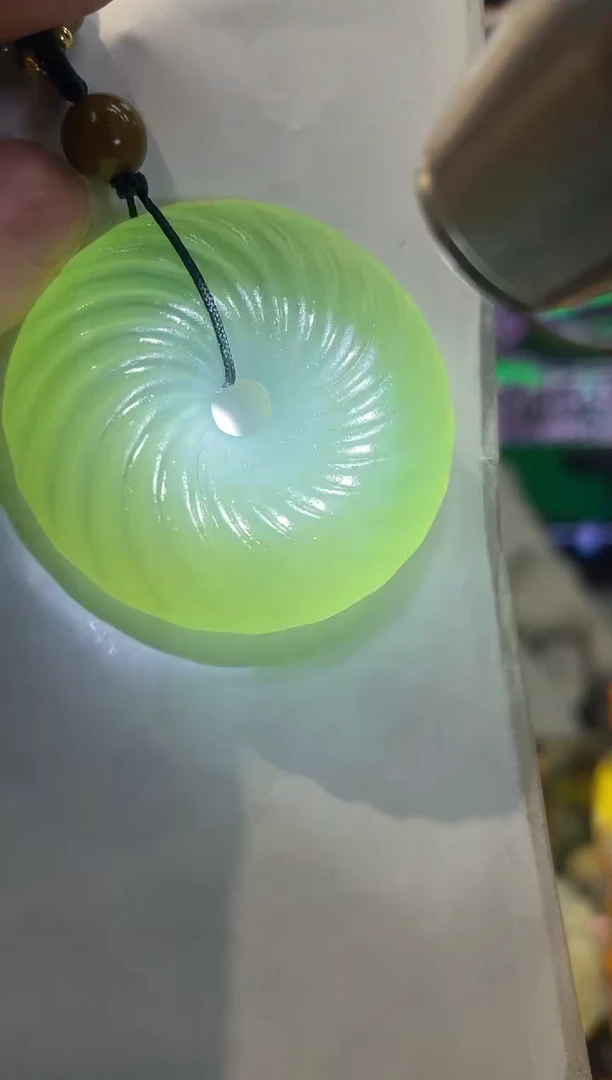 【闪购商品】岫玉吊坠未镶嵌多样性发货*拍一发一