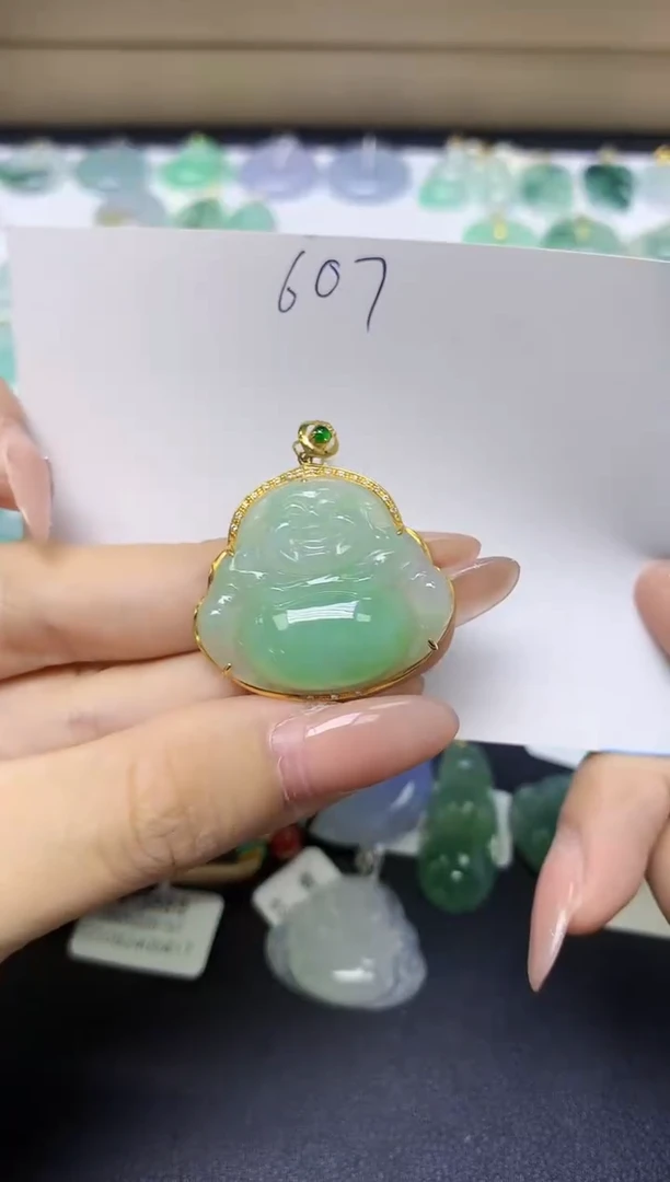 颈饰18K金镶嵌翡翠天然缅甸A货翡翠百元以上9元证书费自理