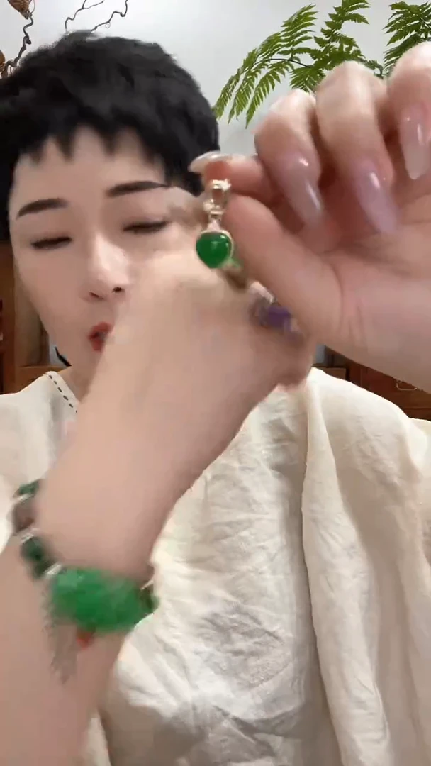翡翠未镶嵌耳饰499