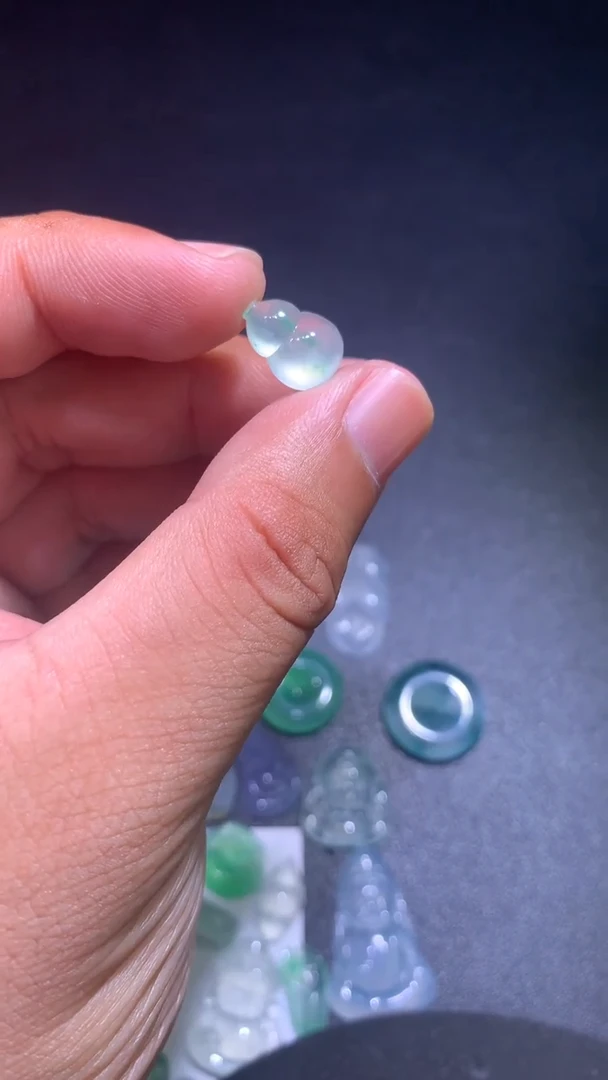 颈饰未镶嵌翡翠葫芦