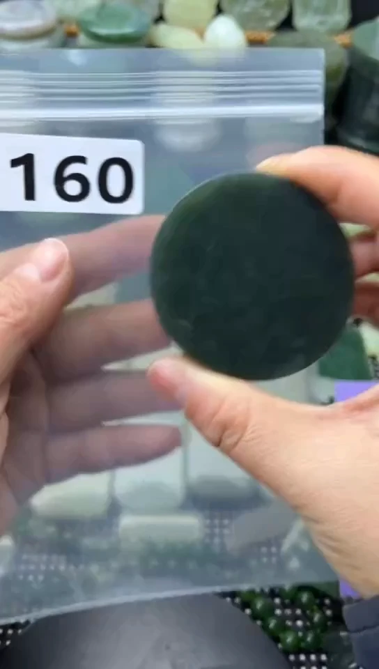 未镶嵌和田玉珠宝半成品镯芯