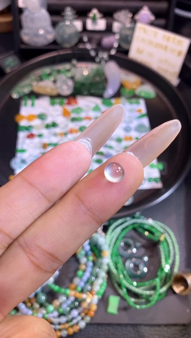 【闪购商品】翡翠挂件未镶嵌蛋