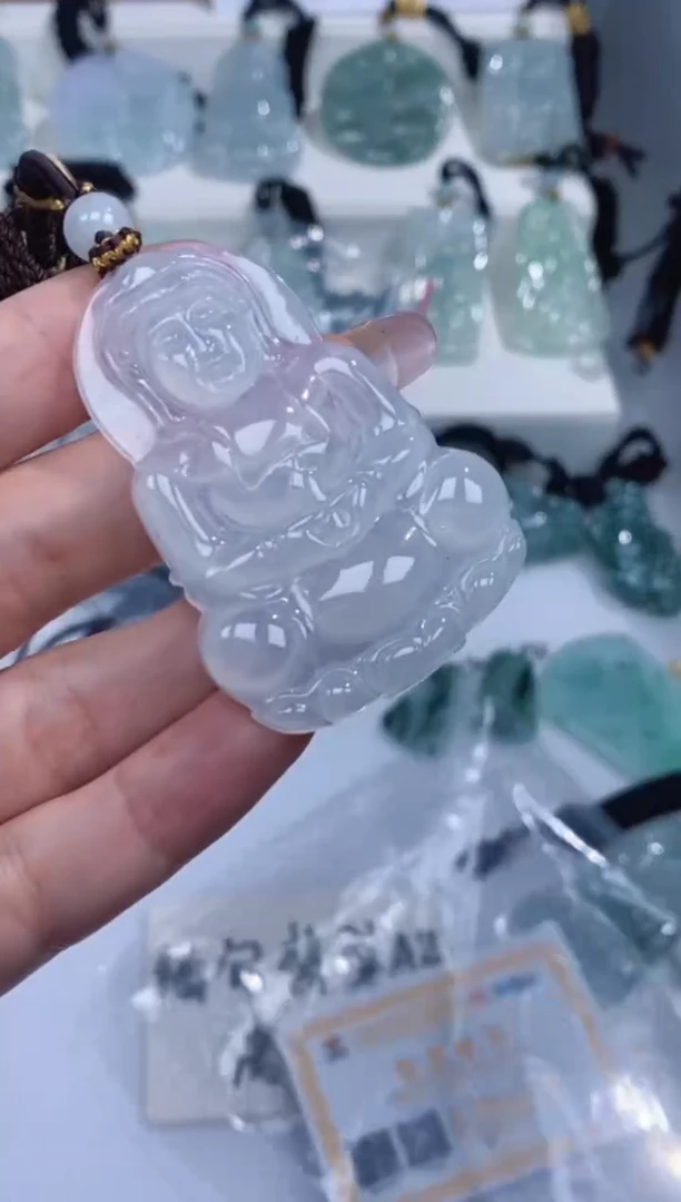 颈饰未镶嵌翡翠吊坠