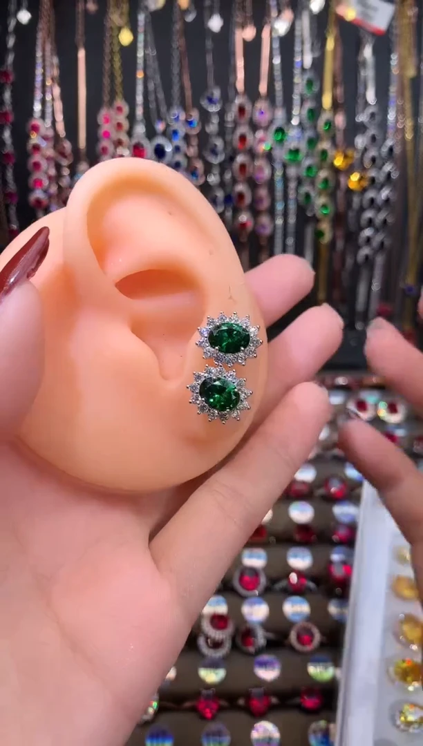 【闪购商品】透辉石耳坠银S925镶嵌银色