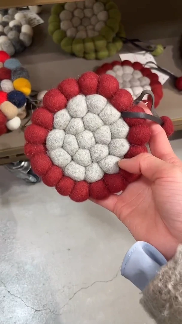 【预售】红灰杯垫*一个