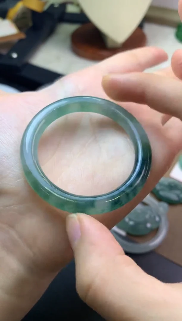 未镶嵌定制翡翠毛货