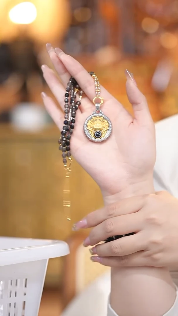 【闪购商品】玛瑙/玉髓颈饰银S925镶嵌聚缘一眼锁骨链