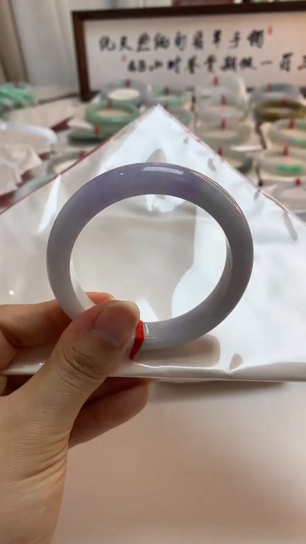 未镶嵌手镯翡翠56.7一口妖紫