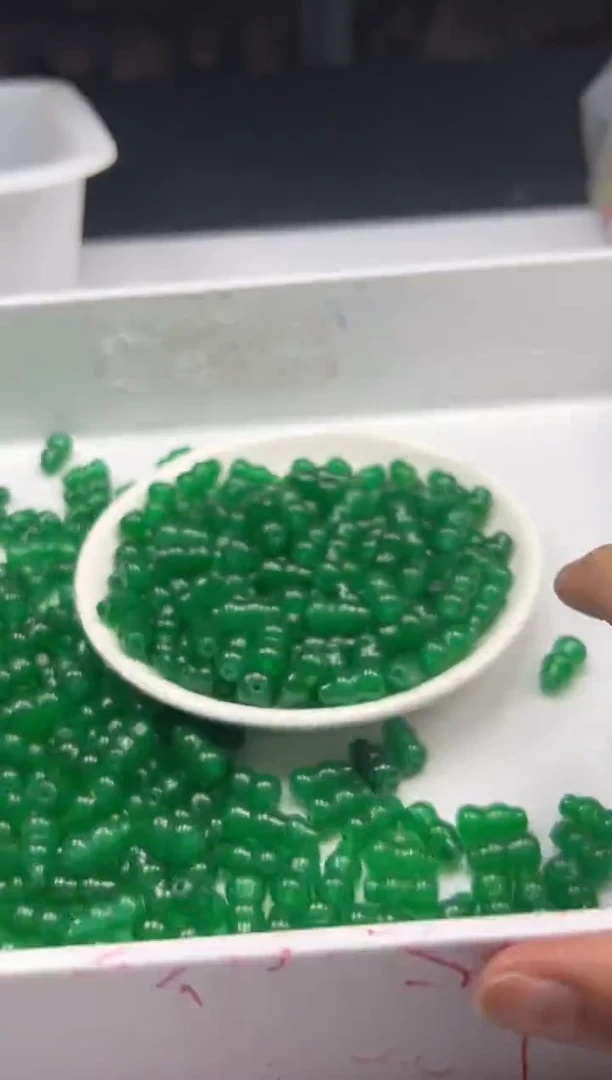 玛瑙/玉髓颈饰未镶嵌w2505冰阳绿葫芦15*9mm*10颗