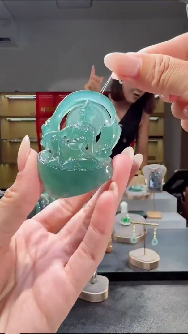 吊坠(不含链)未镶嵌翡翠观音