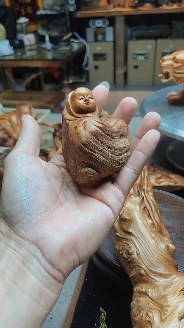 柏木（崖柏）宝*手把件的设计与制作