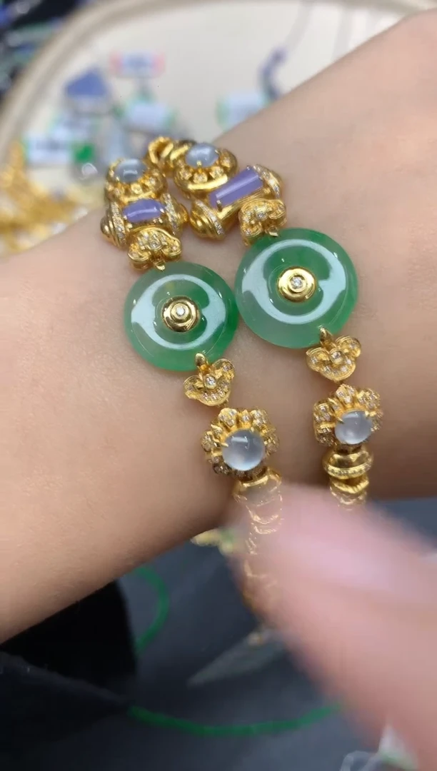 足金镶嵌手链翡翠手链多样性发货一件A.|15800