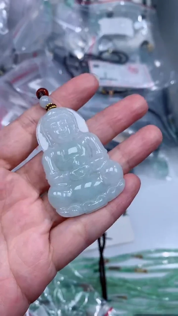 颈饰未镶嵌翡翠吊坠