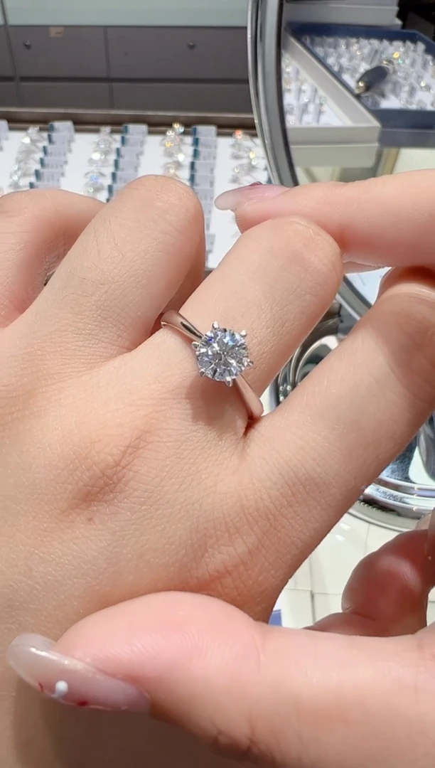 【闪购商品】实验室培育钻石18K金镶嵌戒指11-16备注圈口