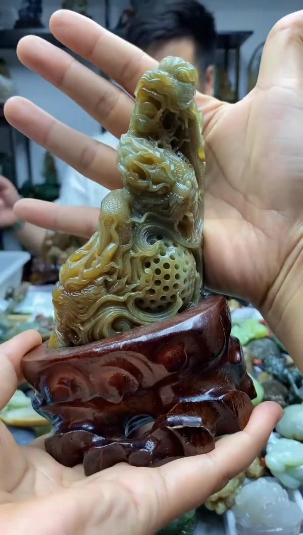 未镶嵌和田玉摆件1