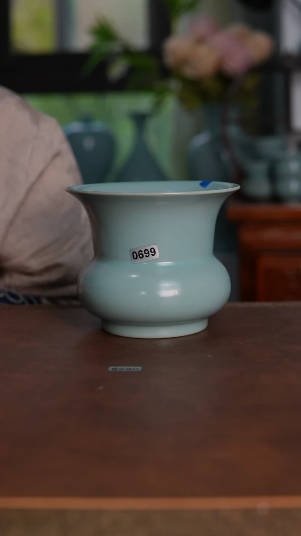摆件0699天青釉渣斗无纹500毫升