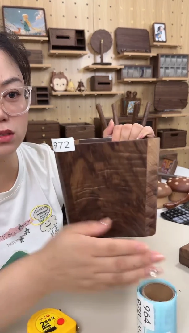 木972号北美黑胡桃老料桌面收纳桶