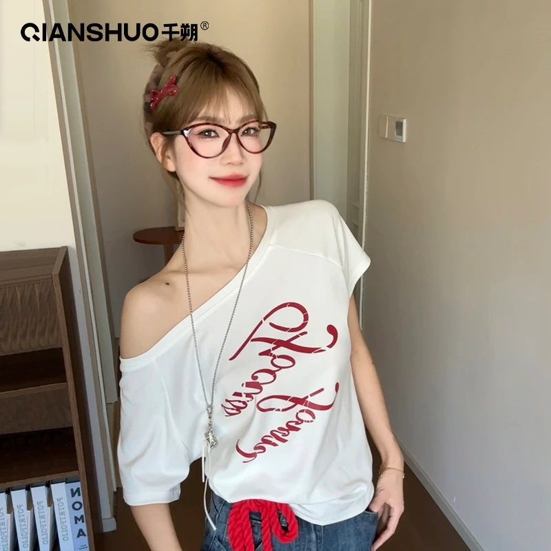 千朔甜美风一字肩斜肩短袖显瘦T恤女夏季新款白色纯欲慵懒感上衣