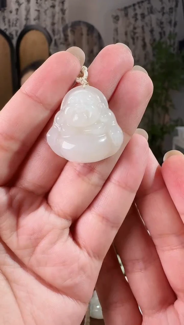 颈饰未镶嵌和田玉30羊脂白佛公