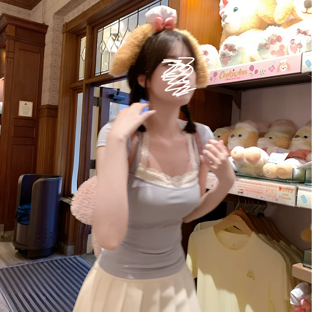 2025夏季新款蕾丝性感百搭锁骨小众设计感显瘦纯欲纯色短袖女上衣