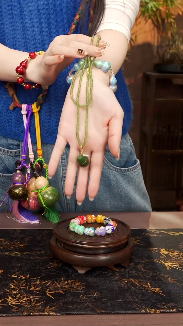 12--大漆脖挂小葫芦---168