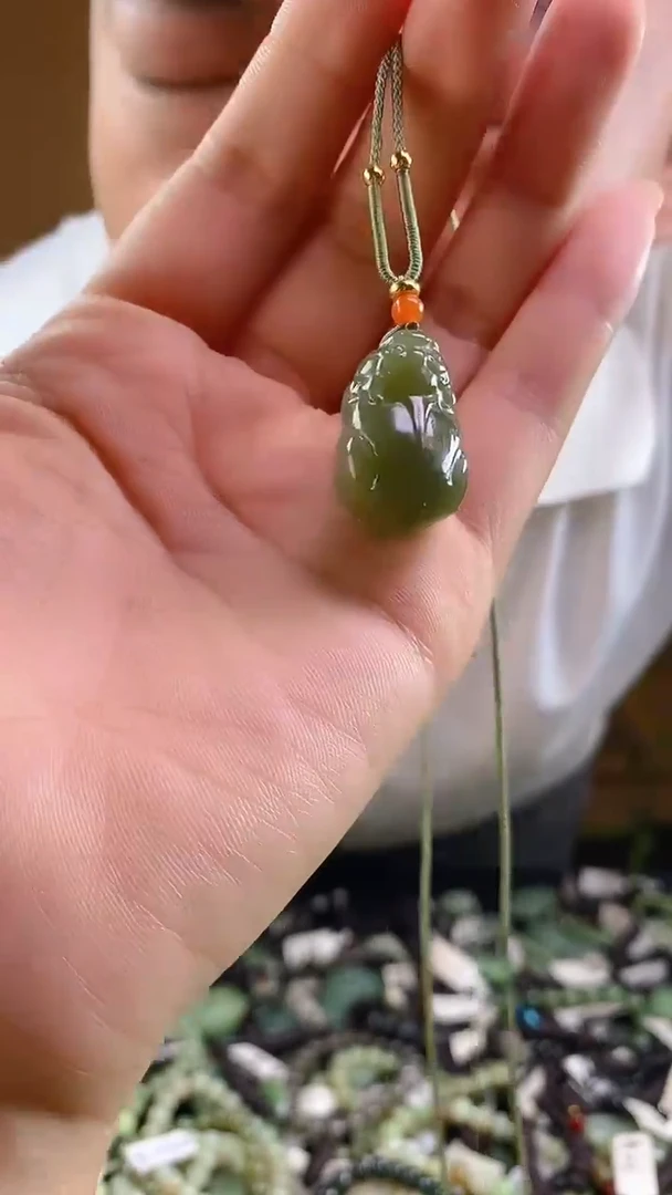 和田玉未镶嵌颈饰多样性发货，拍一发一