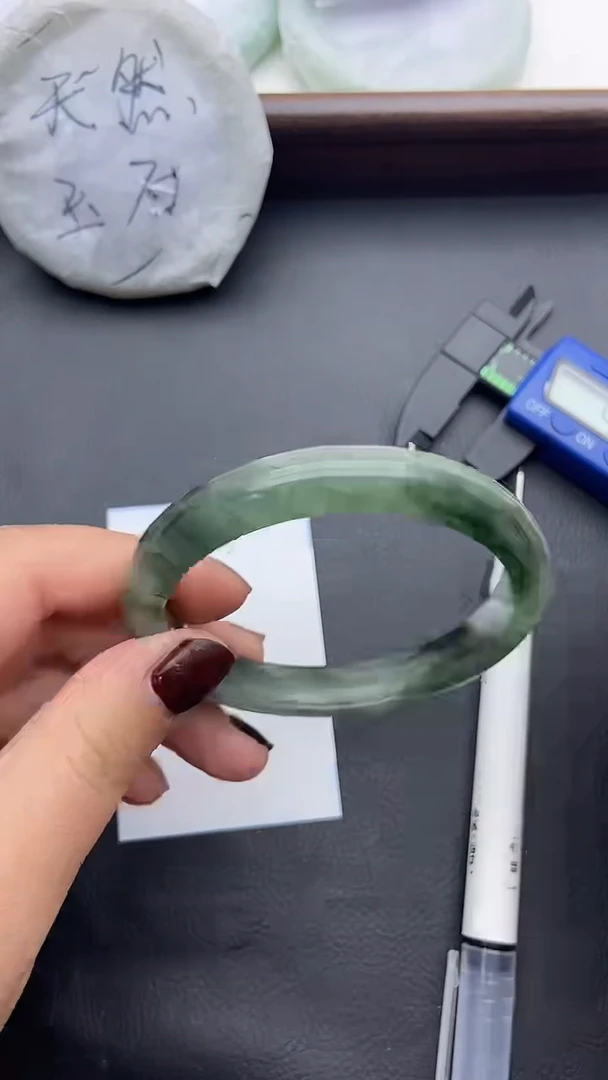 未镶嵌手镯石英质玉124+58/59