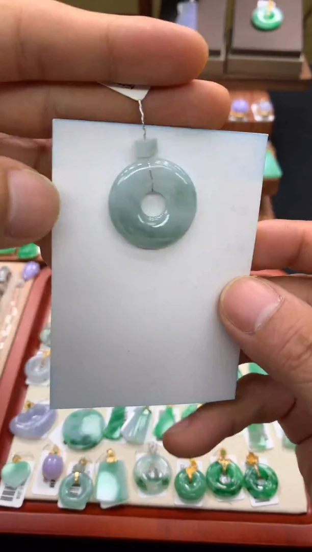 颈饰未镶嵌翡翠甜甜圈