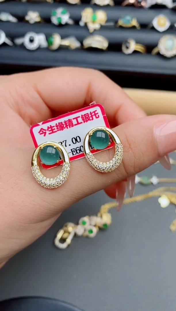 翡翠戒指银S925镶嵌瑞丽市颜玉珠宝