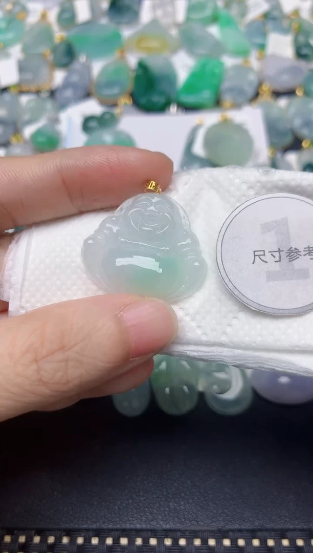 颈饰18K金镶嵌翡翠天然缅甸A货翡翠