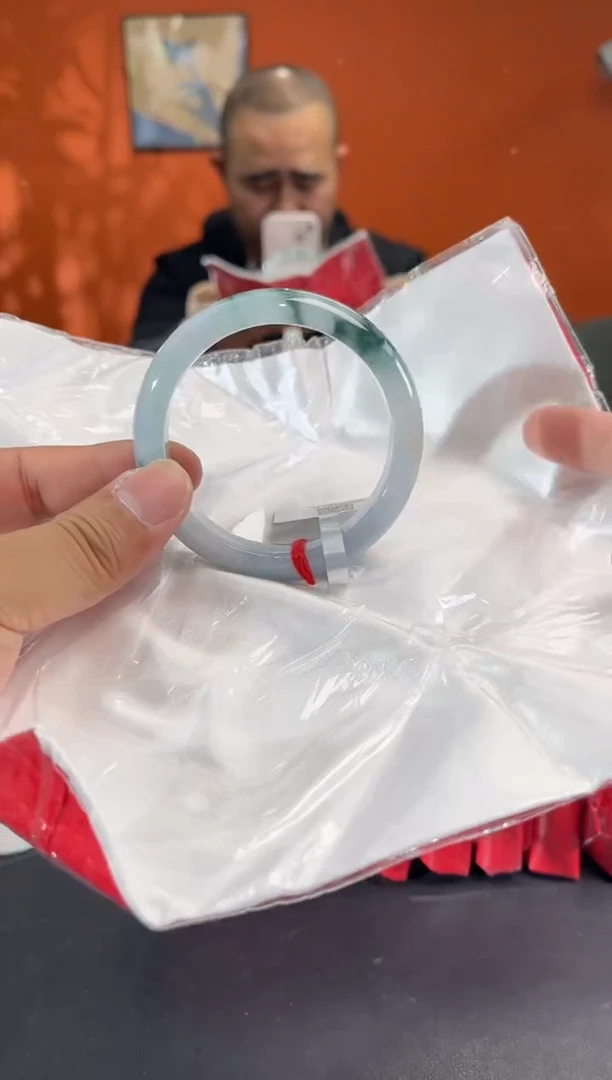 未镶嵌手镯翡翠54